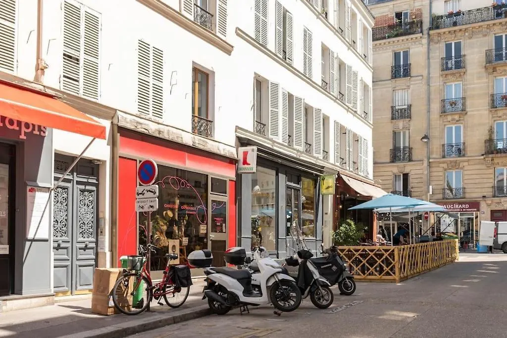 Superb And Design Near The Eiffel Tower Apartment *